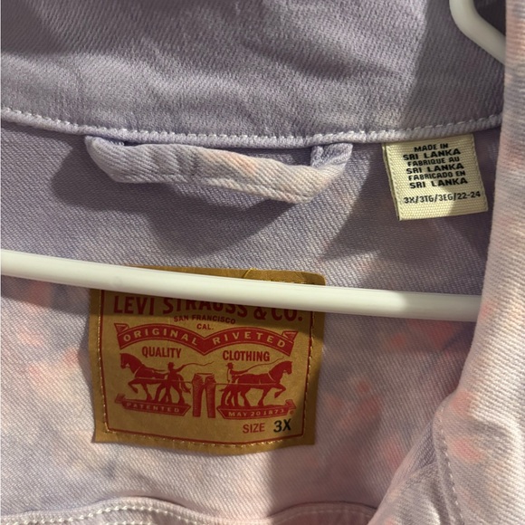 Authentic Levi’s Denim Pink and Purple tye-dye jacket - Picture 3 of 3